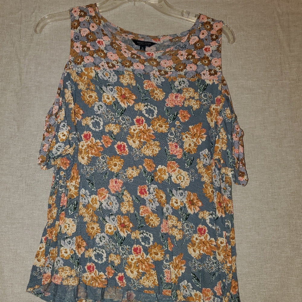 Lucky Brand Cold Shoulder Top